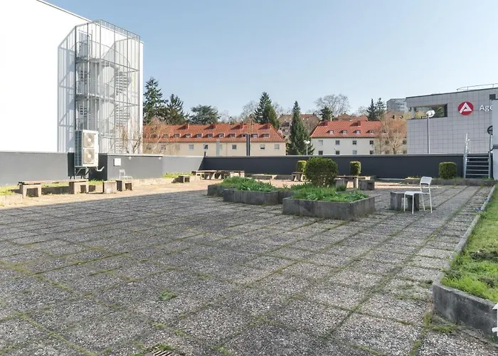 Bahnhof Apartament *